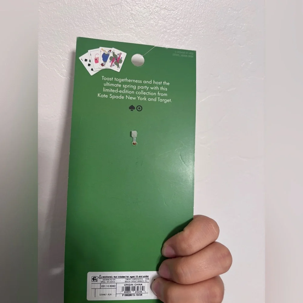 NWT Kate Spade  Green Keychain with playing cards - Picture 5 of 5